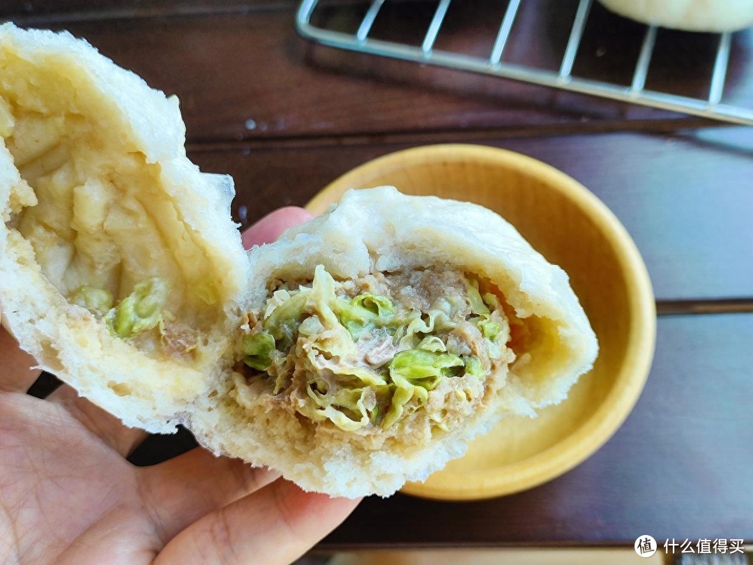 秋天,这菜维C比苹果都高,做包子多1步,一口气吃4个